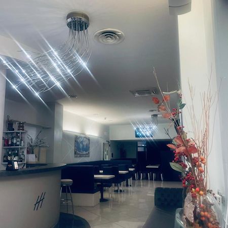 Hotel Holiday- Alla Finestrella Bologna Esterno foto
