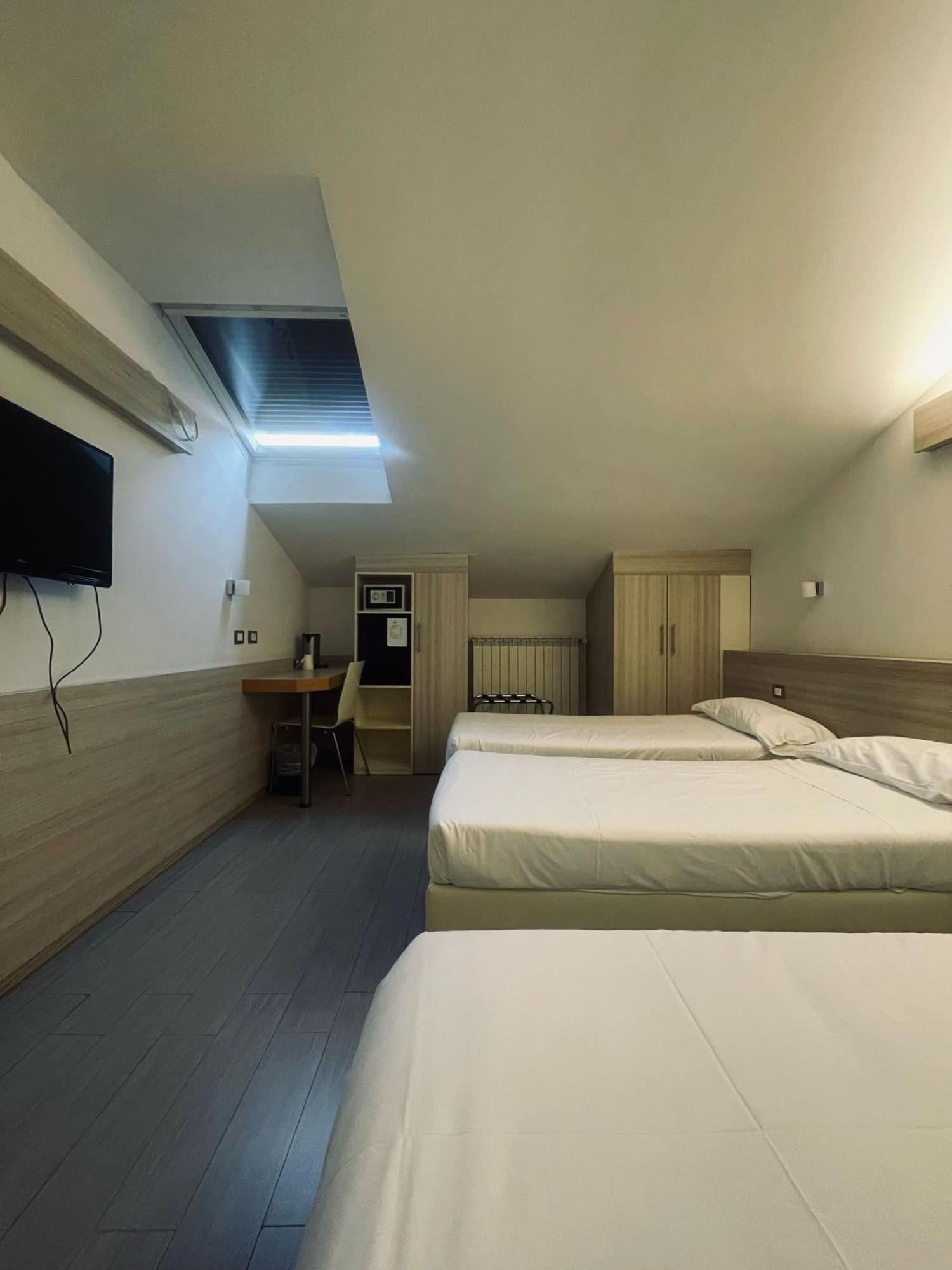 Hotel Holiday- Alla Finestrella Bologna Esterno foto
